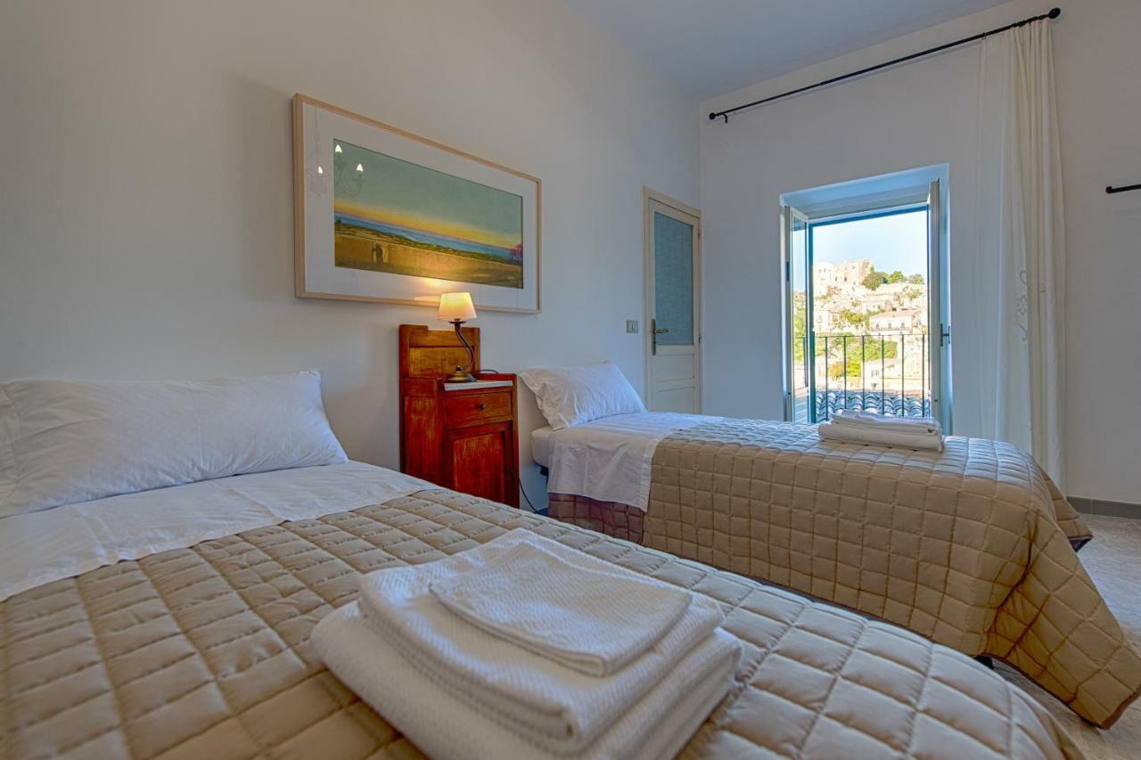 Mimma Holiday House Modica Extérieur photo